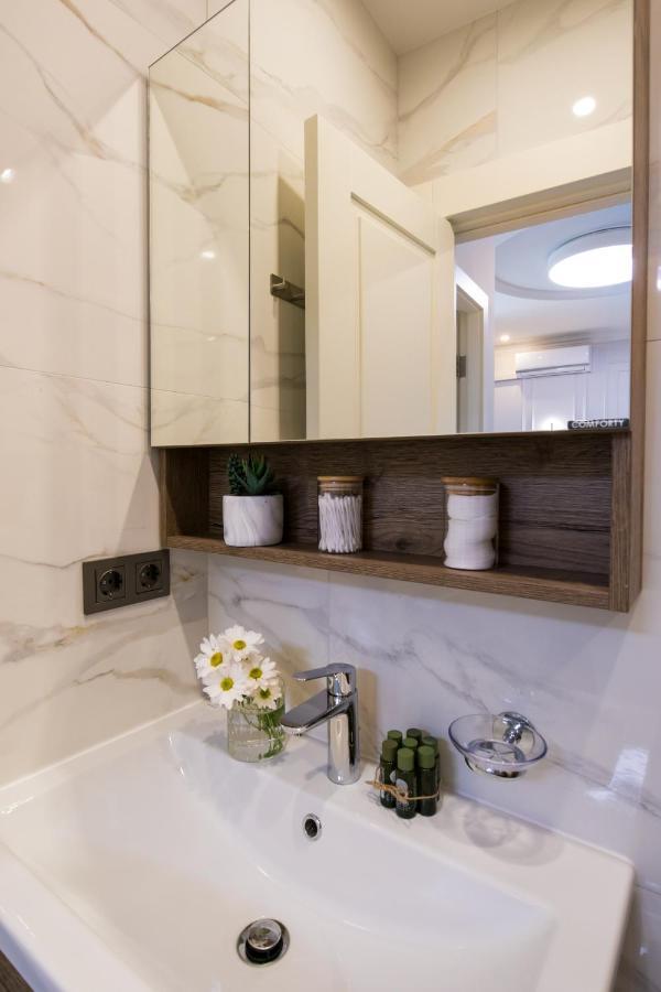 Hotelise L Olivia